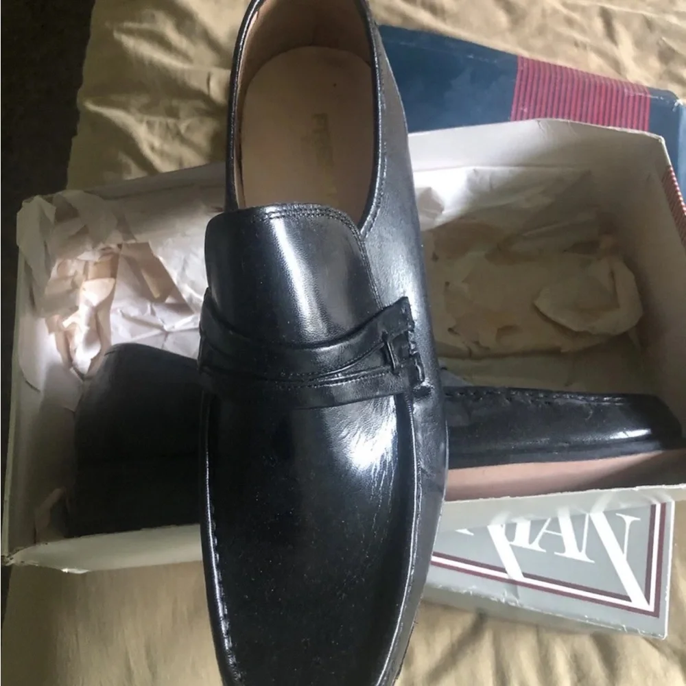 Men's Black Leather Slip-On Loafers — Classic Dress Loafer